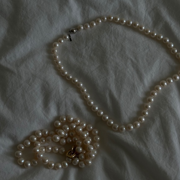 Vintage Freshwater Pearl necklace and bracelet set - Picture 2 of 6